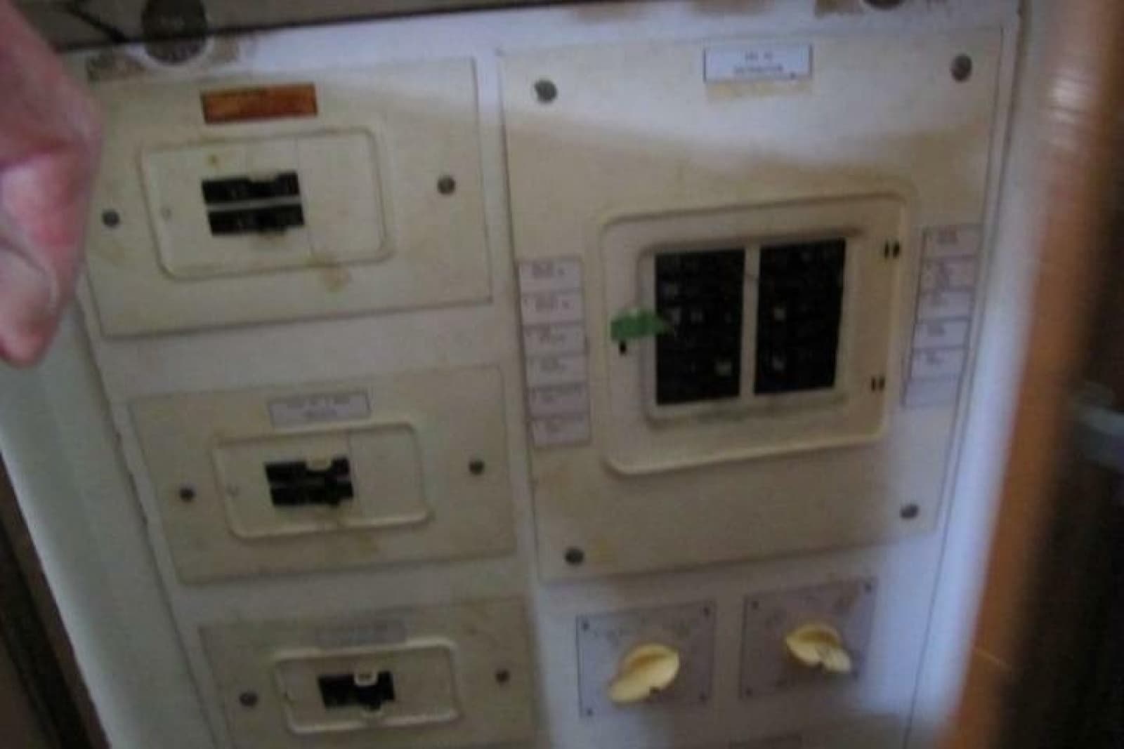 1973 Chris-Craft 55 Commander - Photo 35