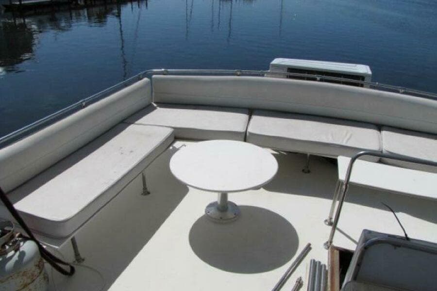1973 Chris-Craft 55 Commander