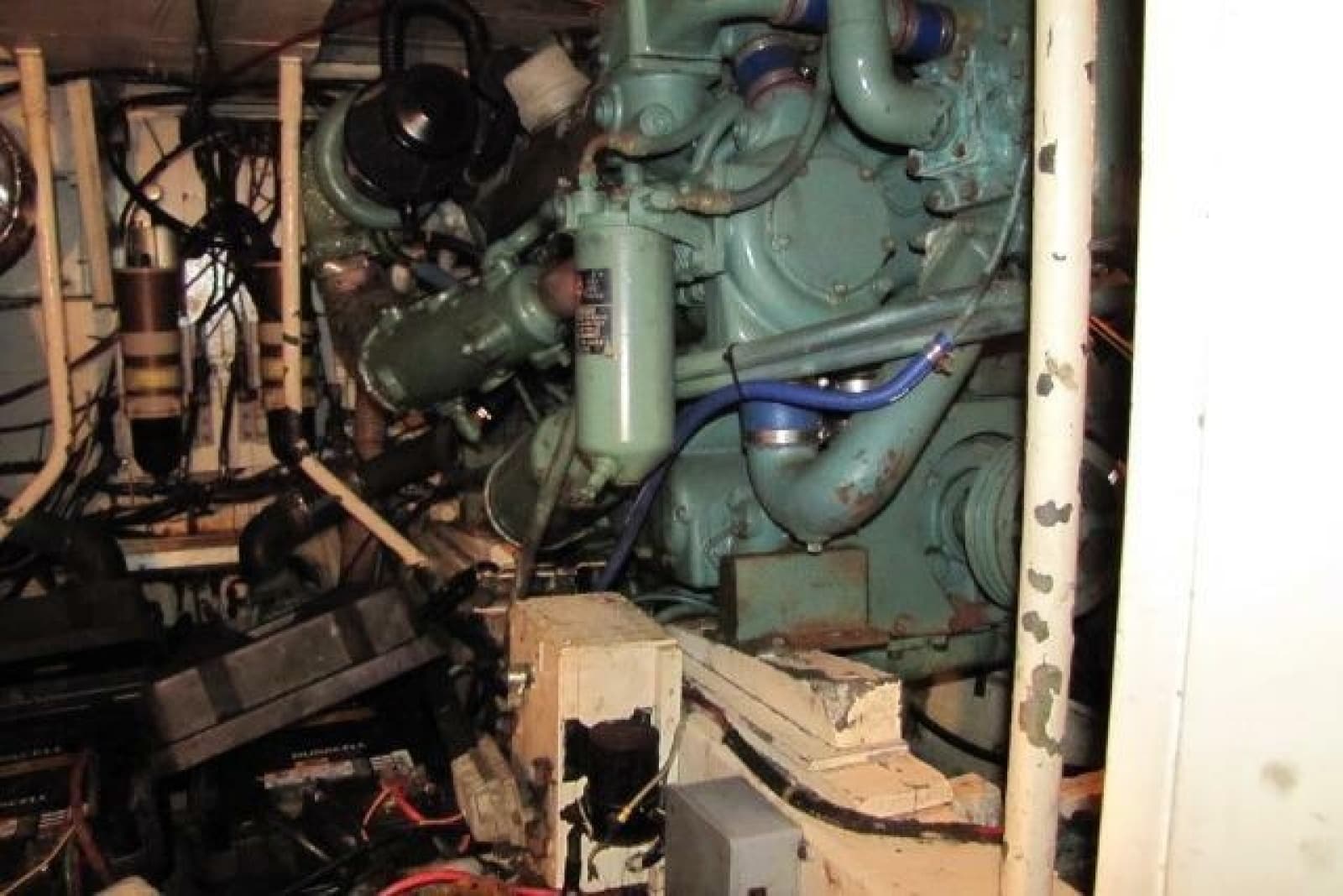 1973 Chris-Craft 55 Commander - Photo 76