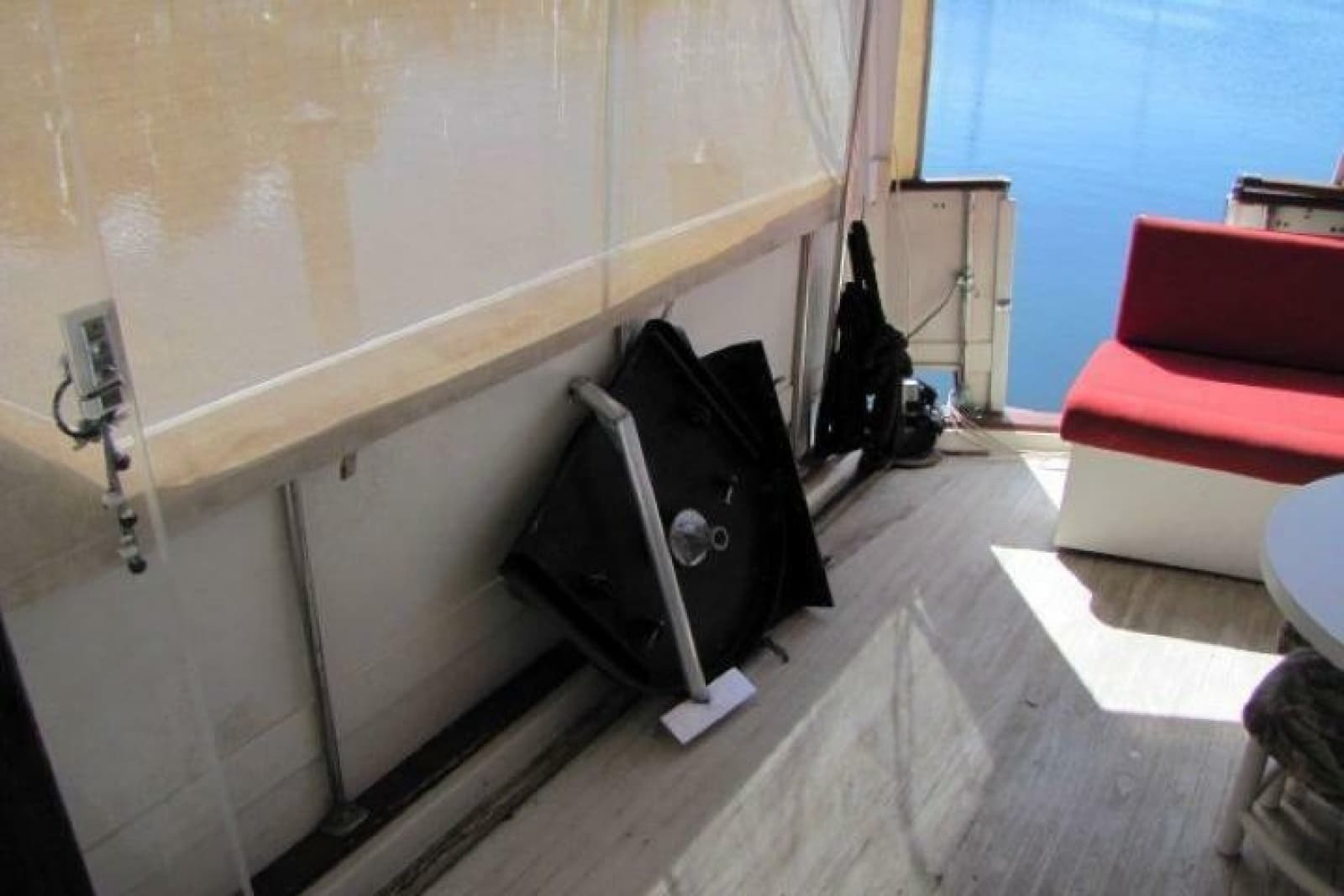 1973 Chris-Craft 55 Commander - Photo 12
