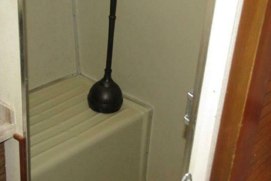 1973 Chris-Craft 55 Commander