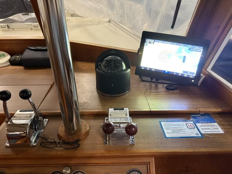 1991 Grand Banks 42 Classic