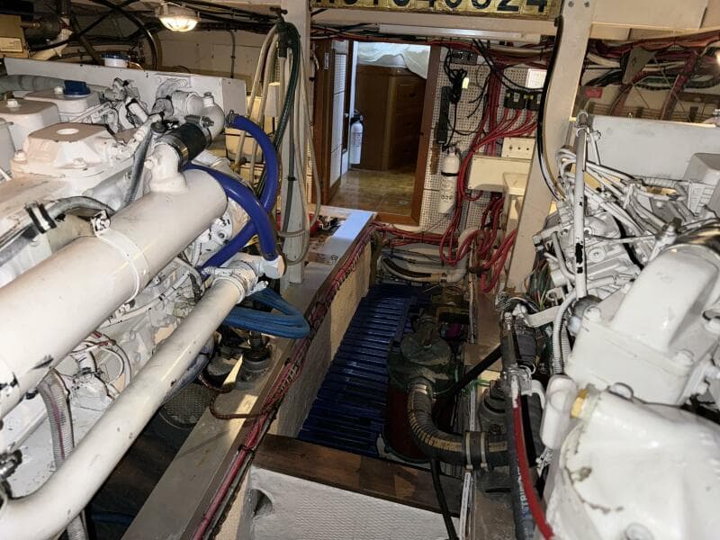 1991 Grand Banks 42 Classic