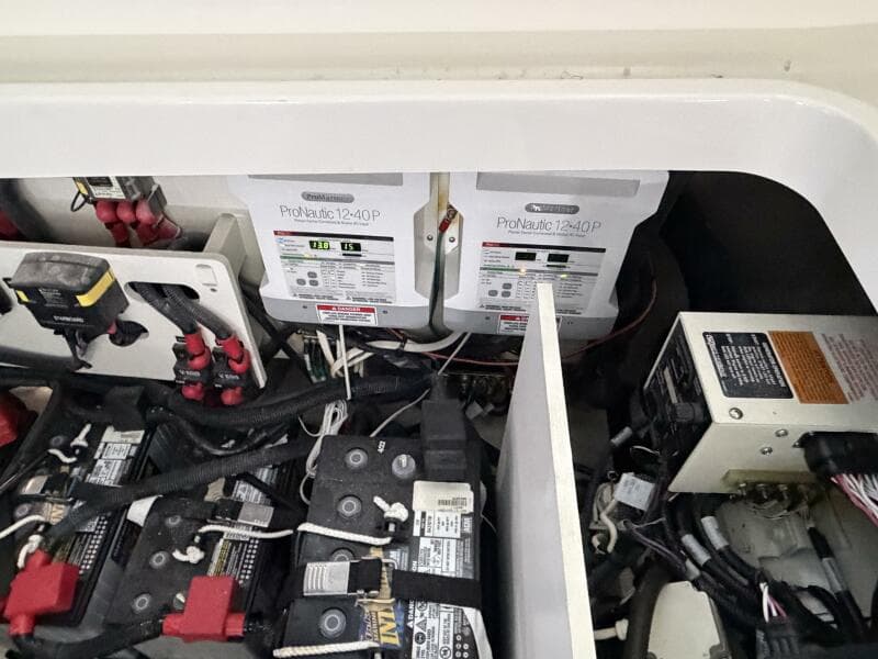 2023 Sea Ray Sundancer 320