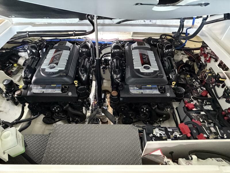 2023 Sea Ray Sundancer 320