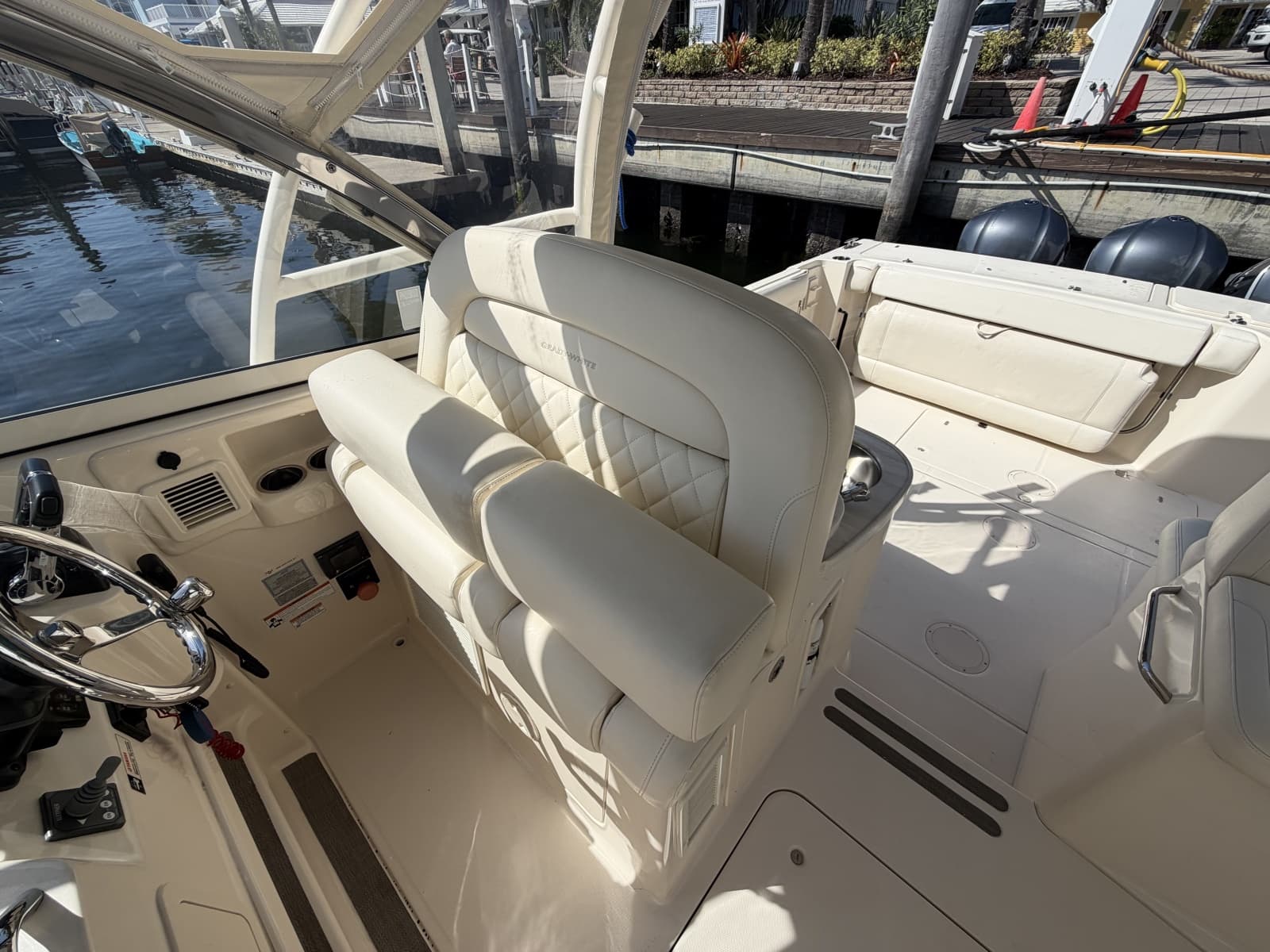 2018 Grady-White Freedom 335