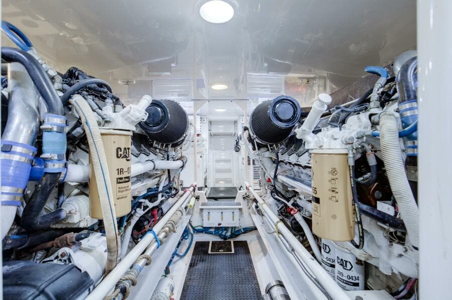 Viking 64 - High Life -