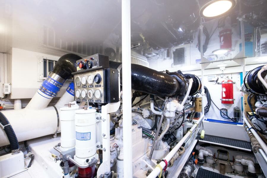 Viking 64 - High Life -