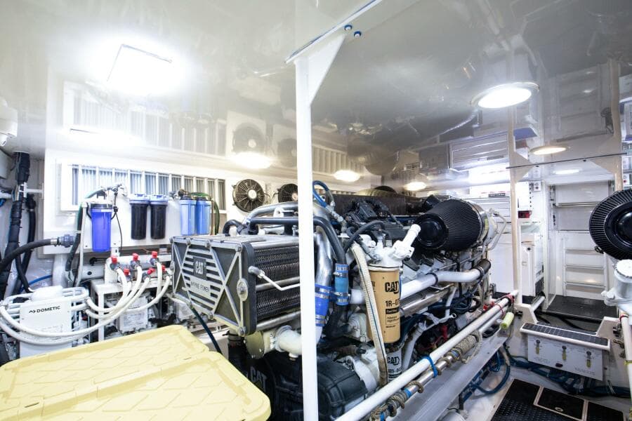 Viking 64 - High Life -