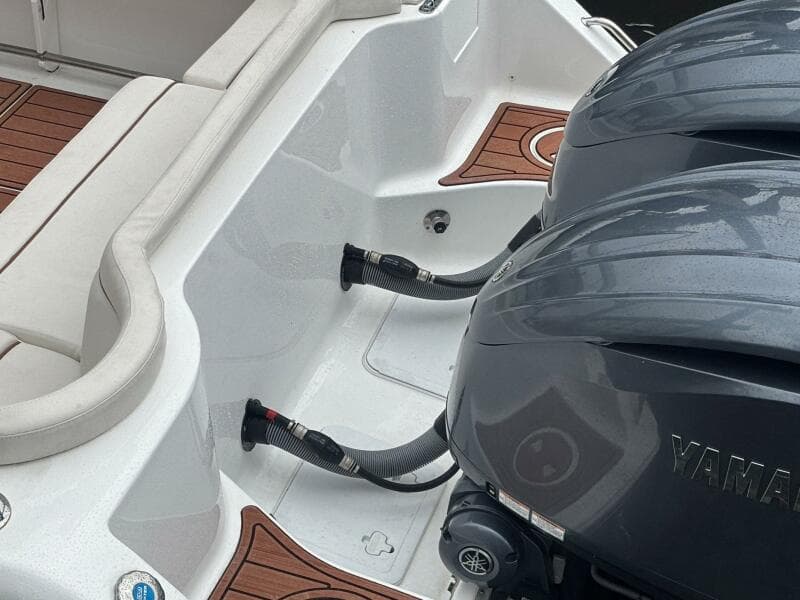 2022 Sea Hunt Ultra 275 SE