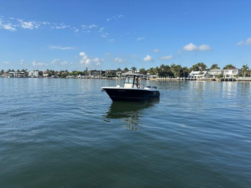 2022 Sea Hunt Ultra 275 SE