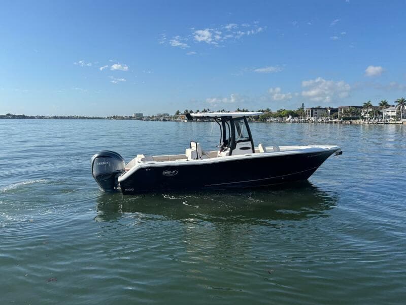 2022 Sea Hunt Ultra 275 SE