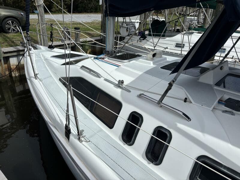 1995 Hunter 29.5