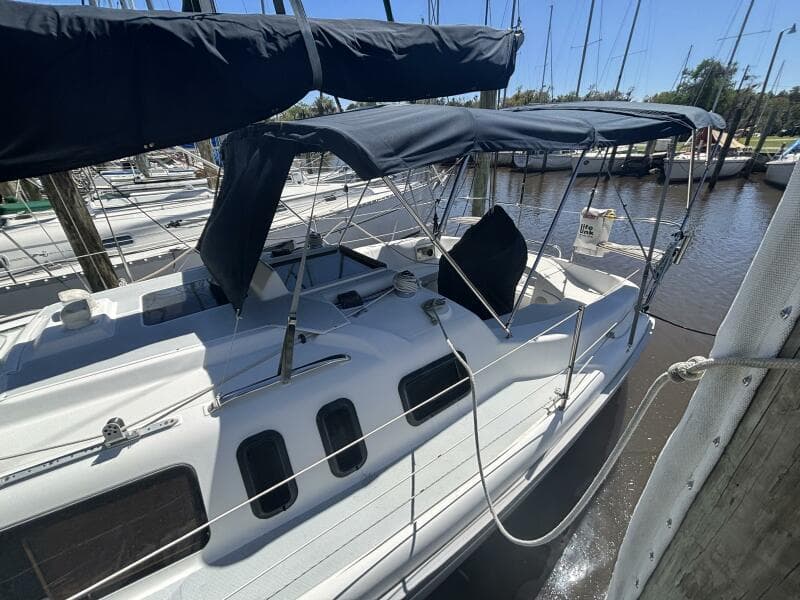 1995 Hunter 29.5