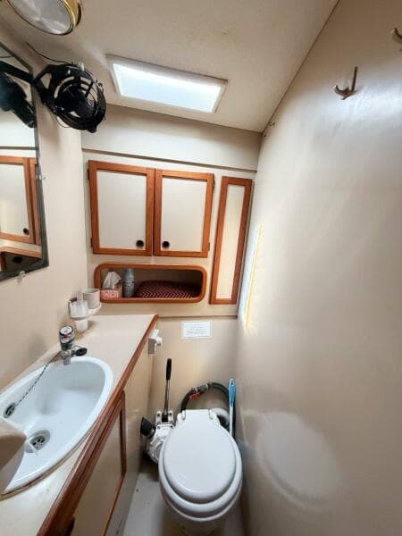 1986 Nauticat 40 Cutter Ketch Pilothouse