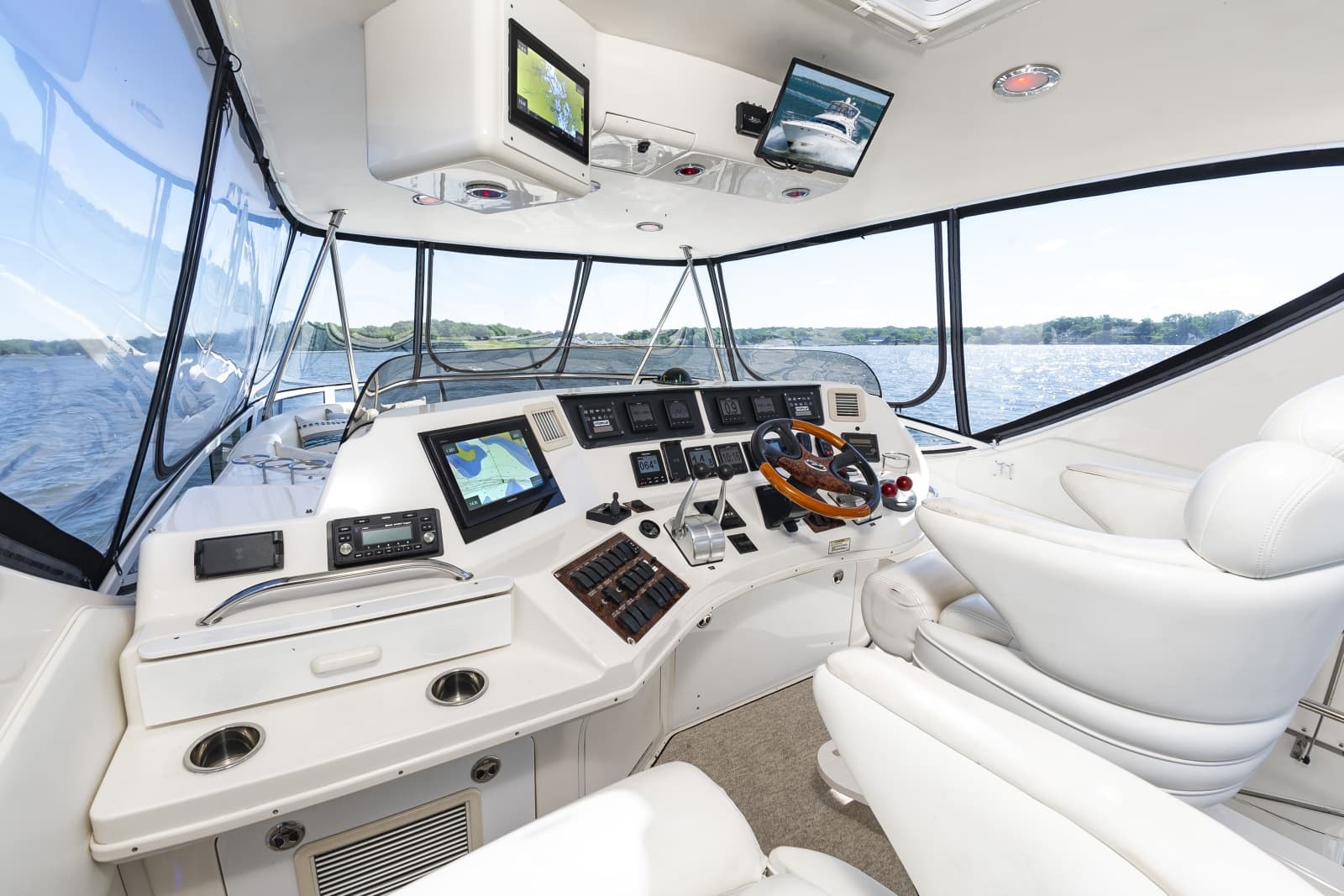 2002 Sea Ray 560 Sedan Bridge - Photo 17