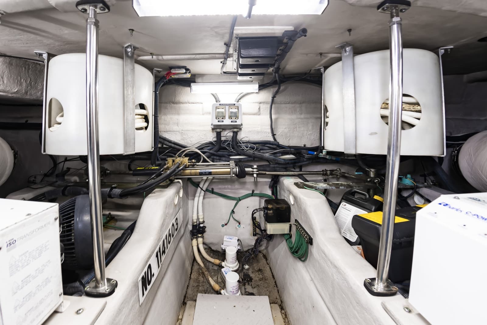 2002 Sea Ray 560 Sedan Bridge - Photo 73