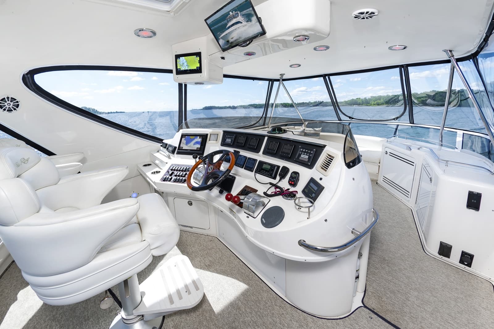 2002 Sea Ray 560 Sedan Bridge - Photo 16