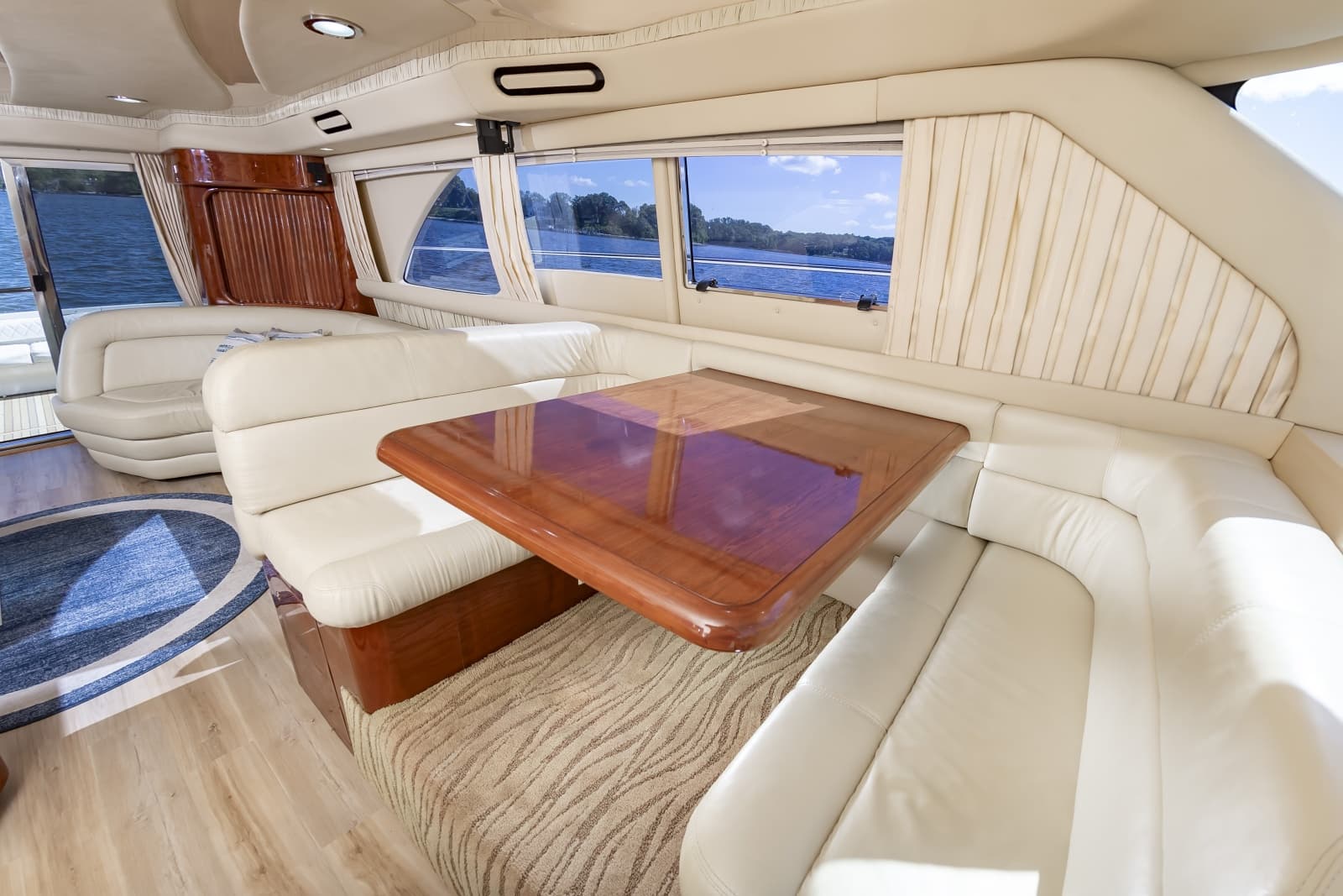 2002 Sea Ray 560 Sedan Bridge - Photo 29
