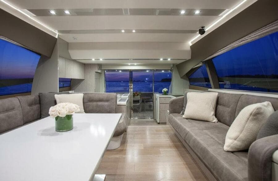 2018 Ferretti Yachts 