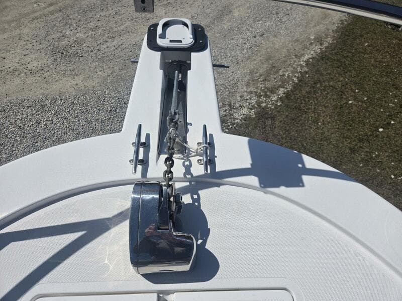 2008 True World Marine TE2810