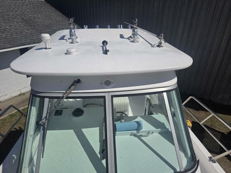 2008 True World Marine TE2810