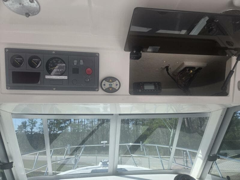 2008 True World Marine TE2810