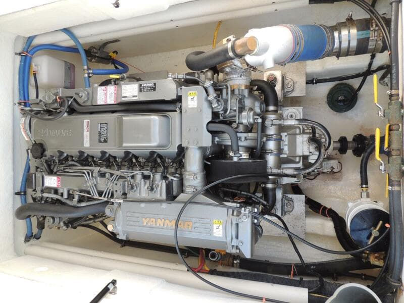 2008 True World Marine TE2810