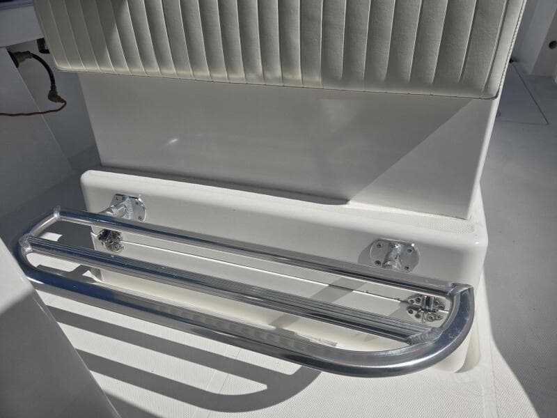 2008 True World Marine TE2810