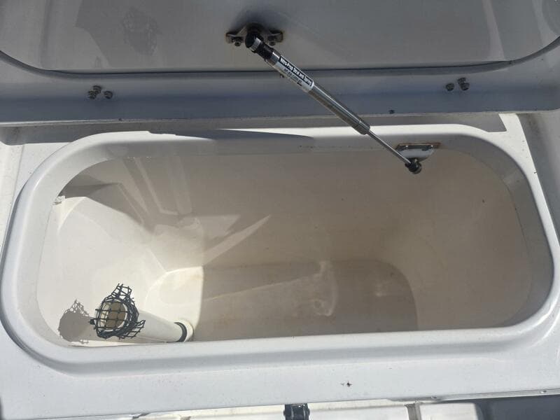 2008 True World Marine TE2810