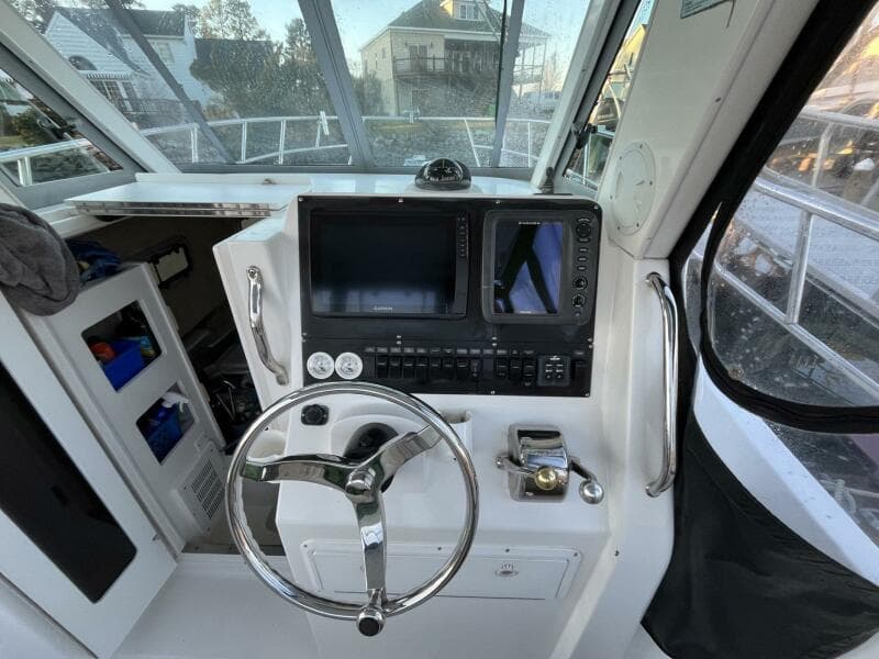 2008 True World Marine TE2810