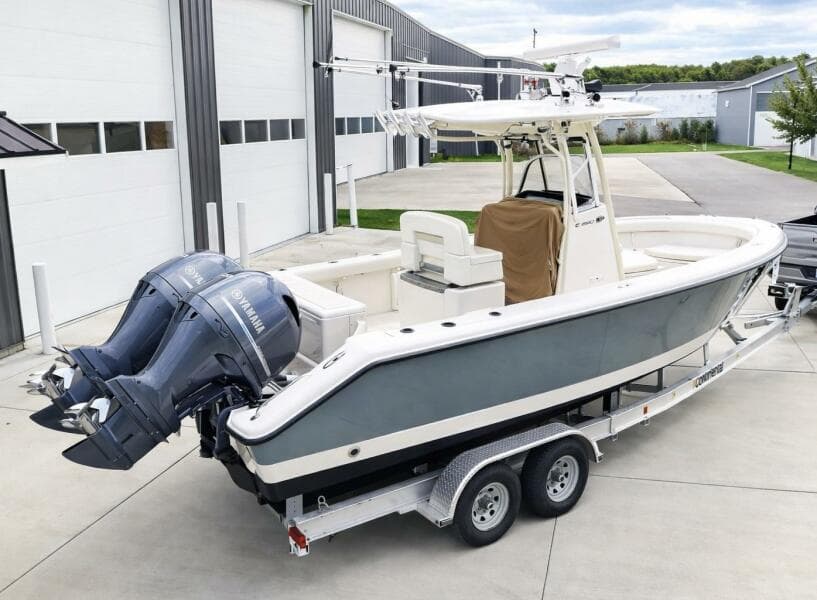 2017 Pursuit C 260 Center Console