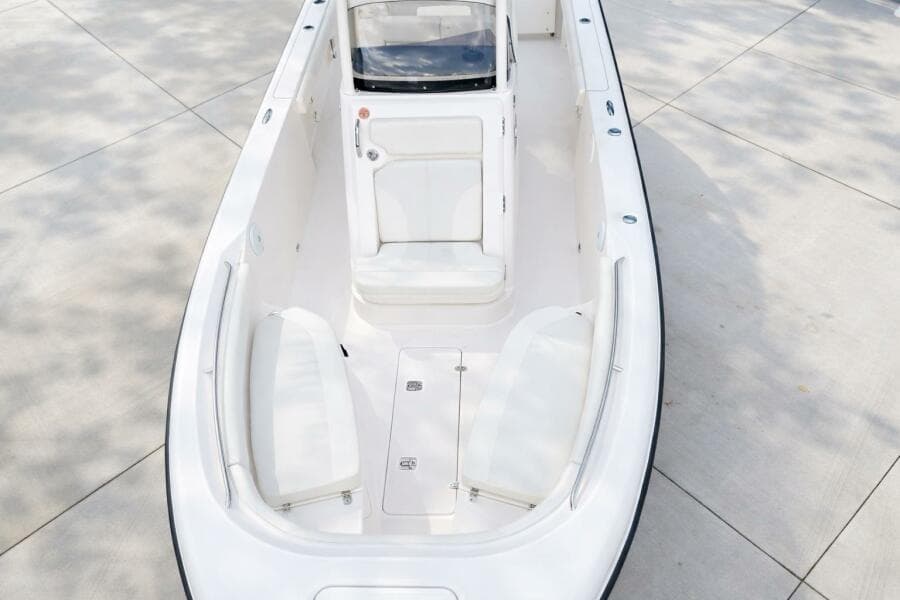 2017 Pursuit C 260 Center Console