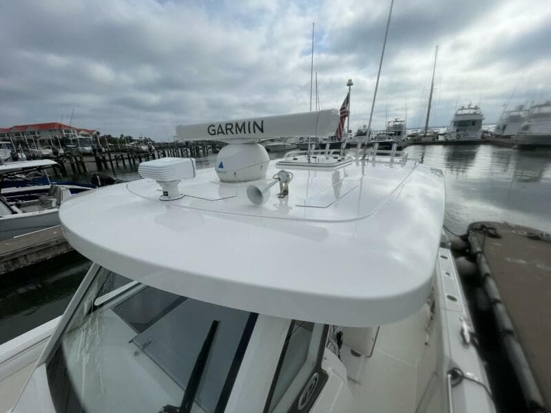 2021 Pursuit S 328 Sport