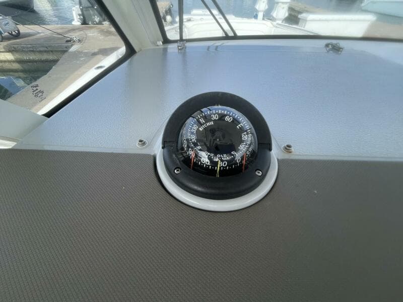 2021 Pursuit S 328 Sport