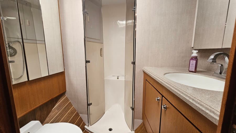 2000 Ocean Yachts 70 SUPER SPORT