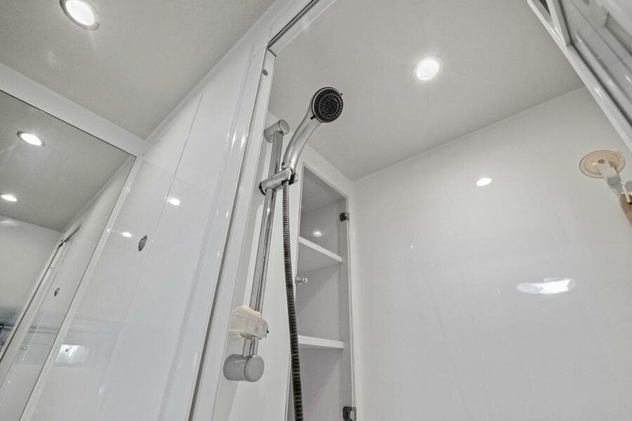 2018 Outboard Express Catamaran 47