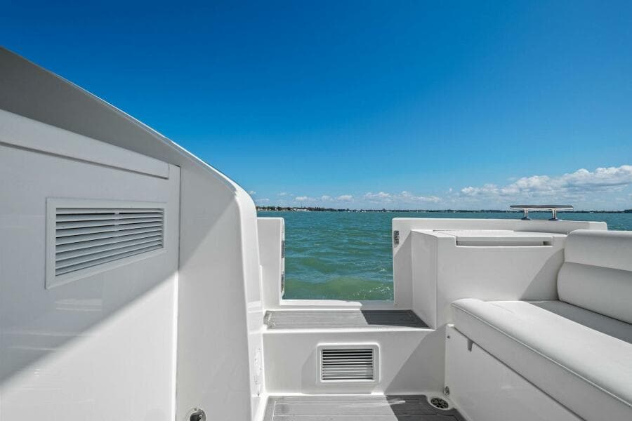 2018 Outboard Express Catamaran 47