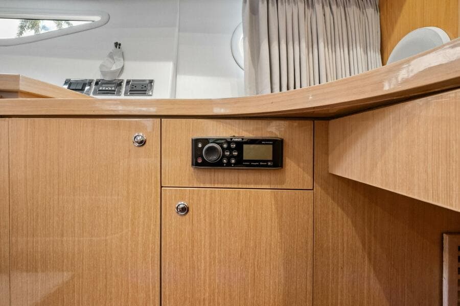 2018 Outboard Express Catamaran 47