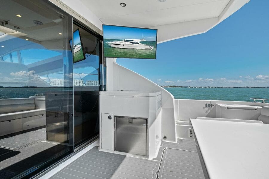 2018 Outboard Express Catamaran 47