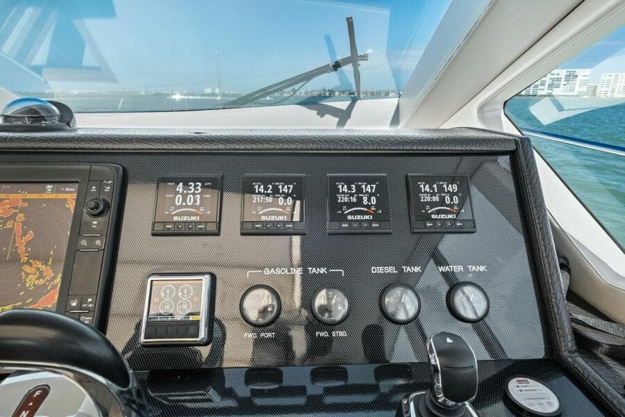 2018 Outboard Express Catamaran 47