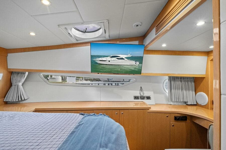 2018 Outboard Express Catamaran 47