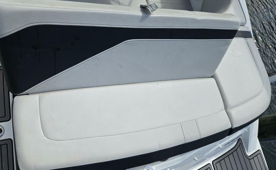 2023 Sea Ray SPX 210 OB