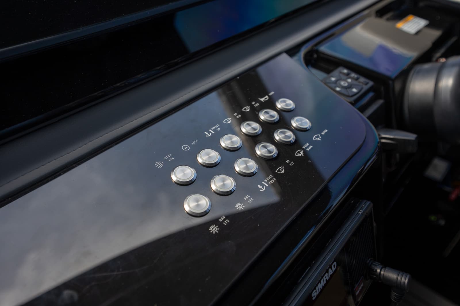 2024 Cruisers Yachts 50 GLS - Photo 43