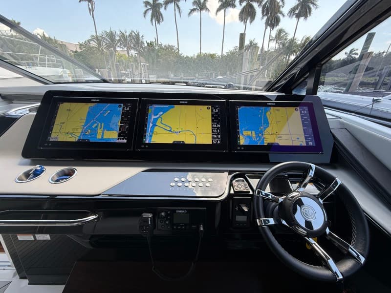 2024 Cruisers Yachts 50 GLS