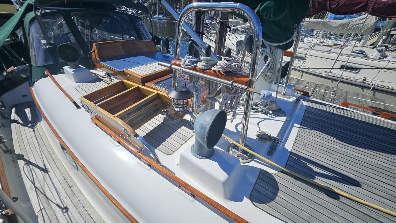 1985 Hans Christian 33T