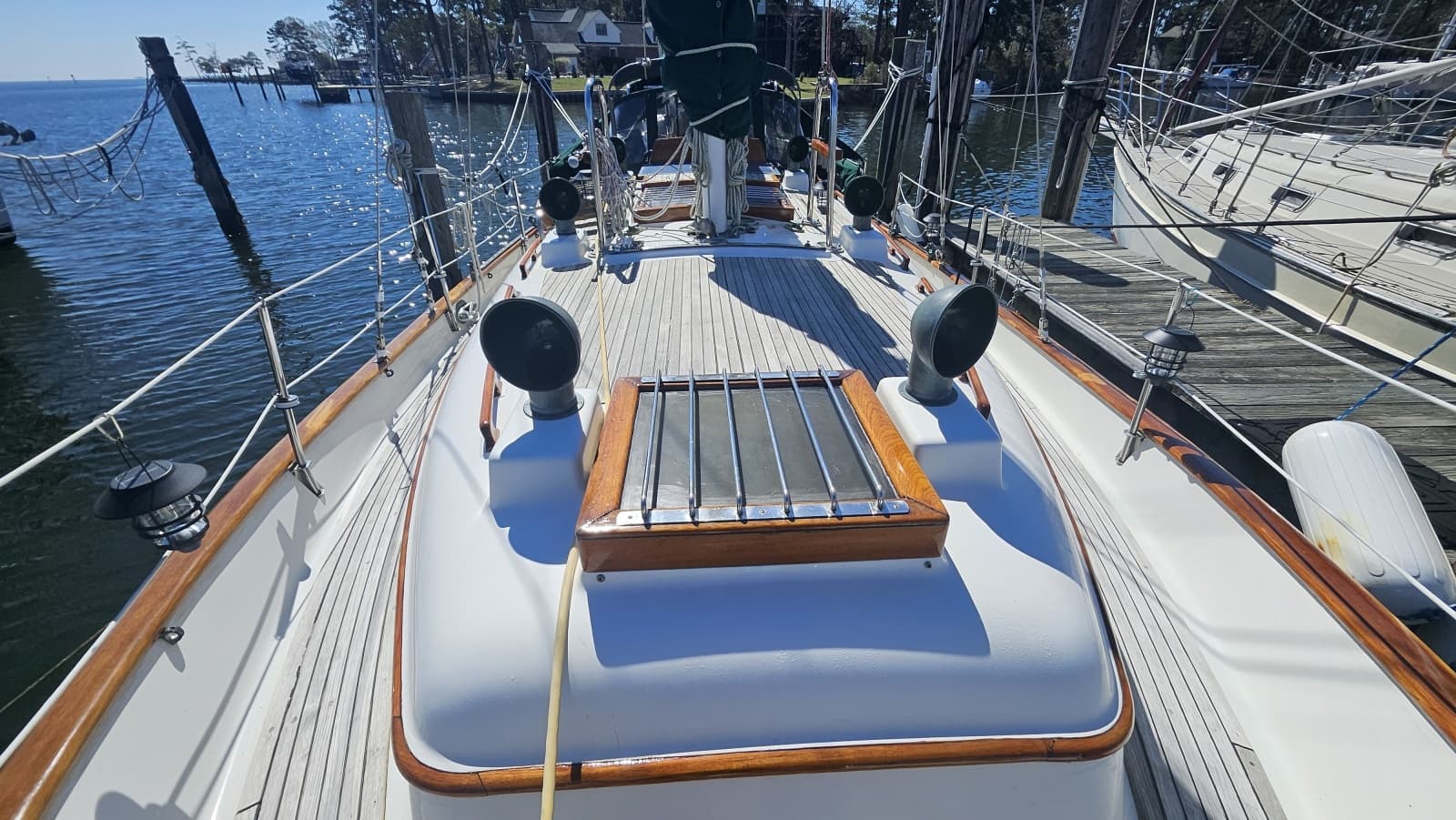 1985 Hans Christian 33T