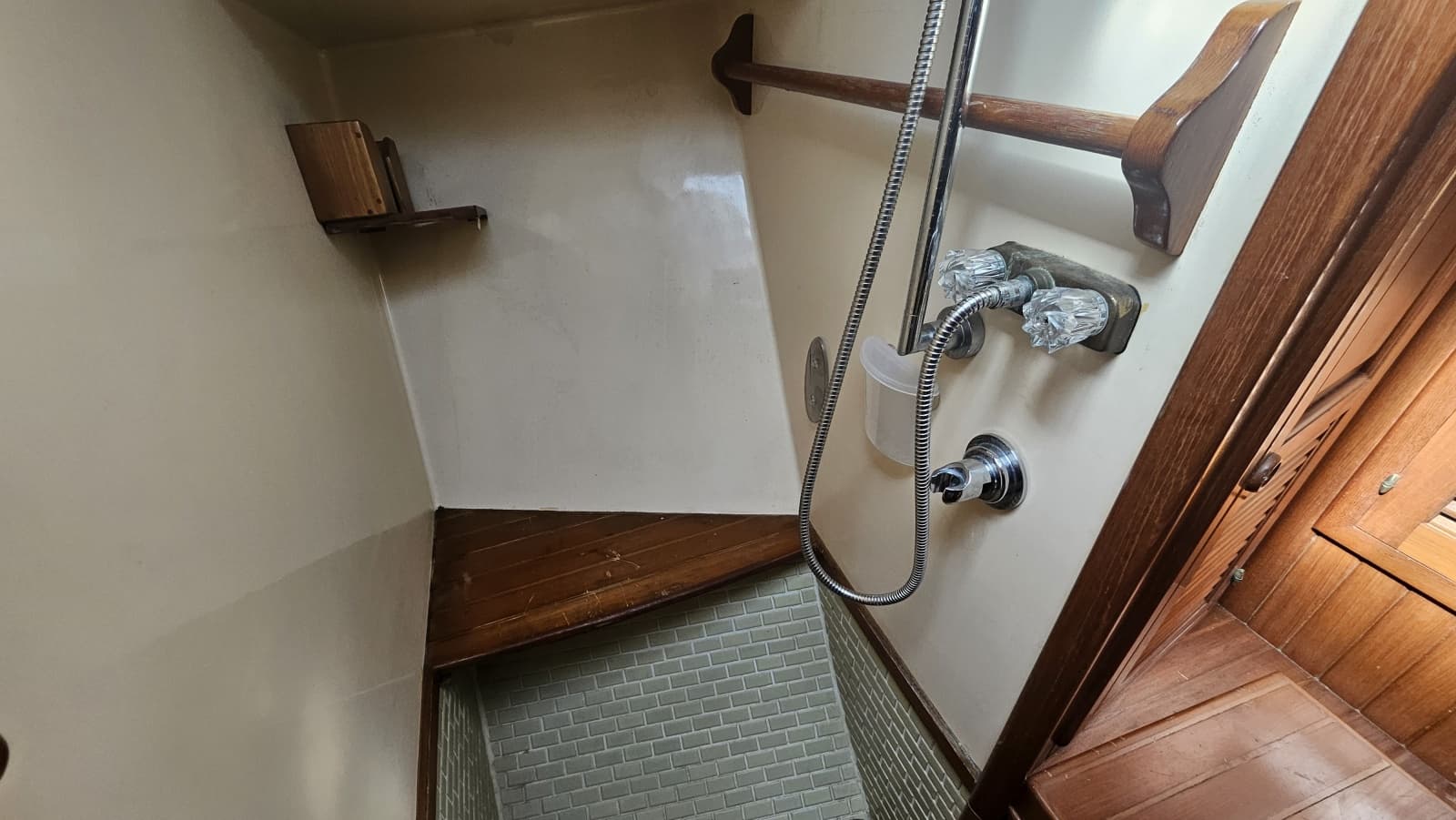 1985 Hans Christian 33T