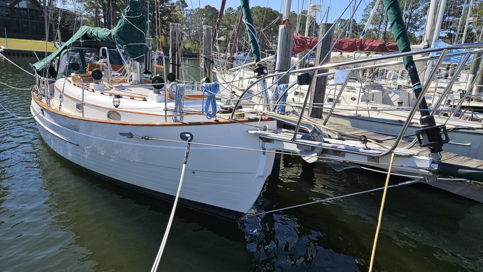 1985 Hans Christian 33T