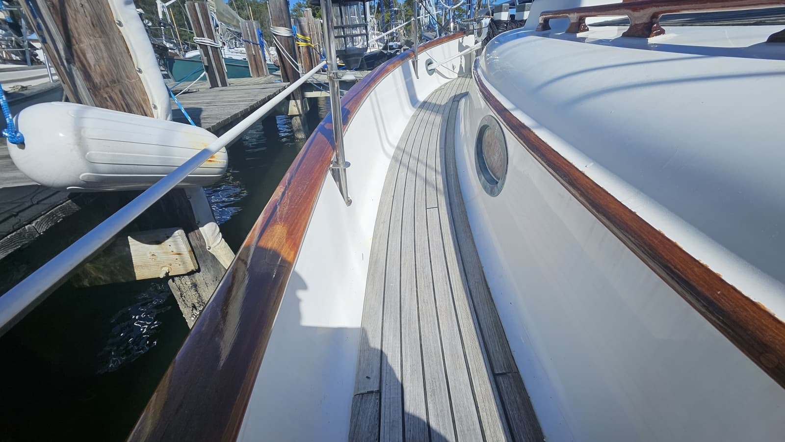 1985 Hans Christian 33T